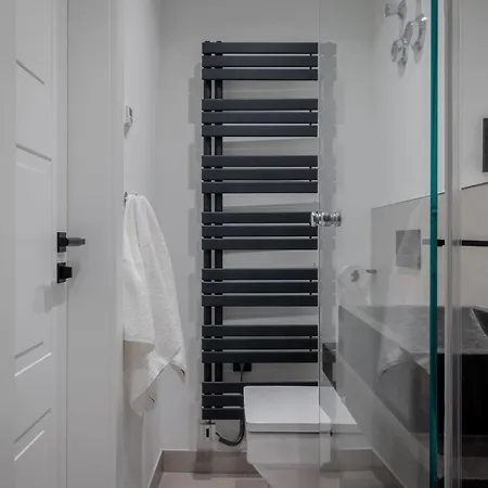 Living Lorens No 12 Apartment