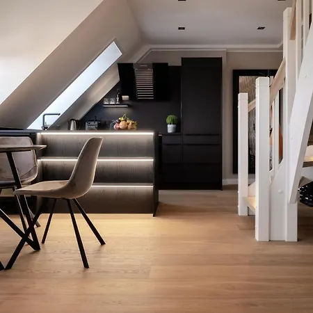 Apartament Living Lorens No 12 *