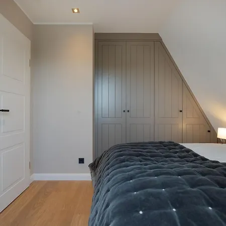 Apartament Living Lorens No 12 *